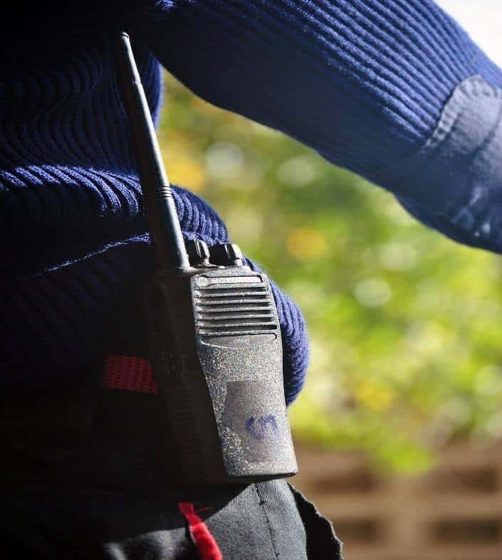 Police Walkie Talkies vs Commercial Walkie Talkies Key Features