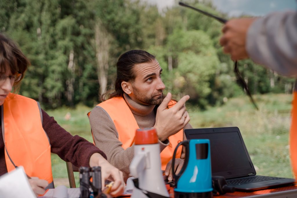 Walkie talkies have a relatively low power level compared to other two-way radios.